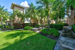 252 Legendary Cir, Palm Beach Gardens, FL 33418 - Photo 21