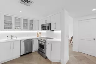 350 Cocoanut Row, Palm Beach, FL 33480 - Photo 11