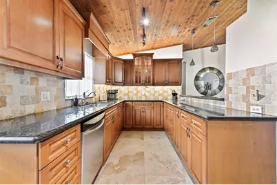 263 NW 48th Avenue, Deerfield Beach, FL 33442 - Photo 5