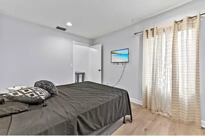 263 NW 48th Avenue, Deerfield Beach, FL 33442 - Photo 23