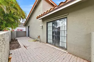 263 NW 48th Ave, Deerfield Beach, FL 33442 - Photo 23