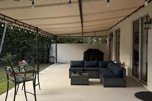 2067 Cezanne Rd, West Palm Beach, FL 33409 - Photo 29