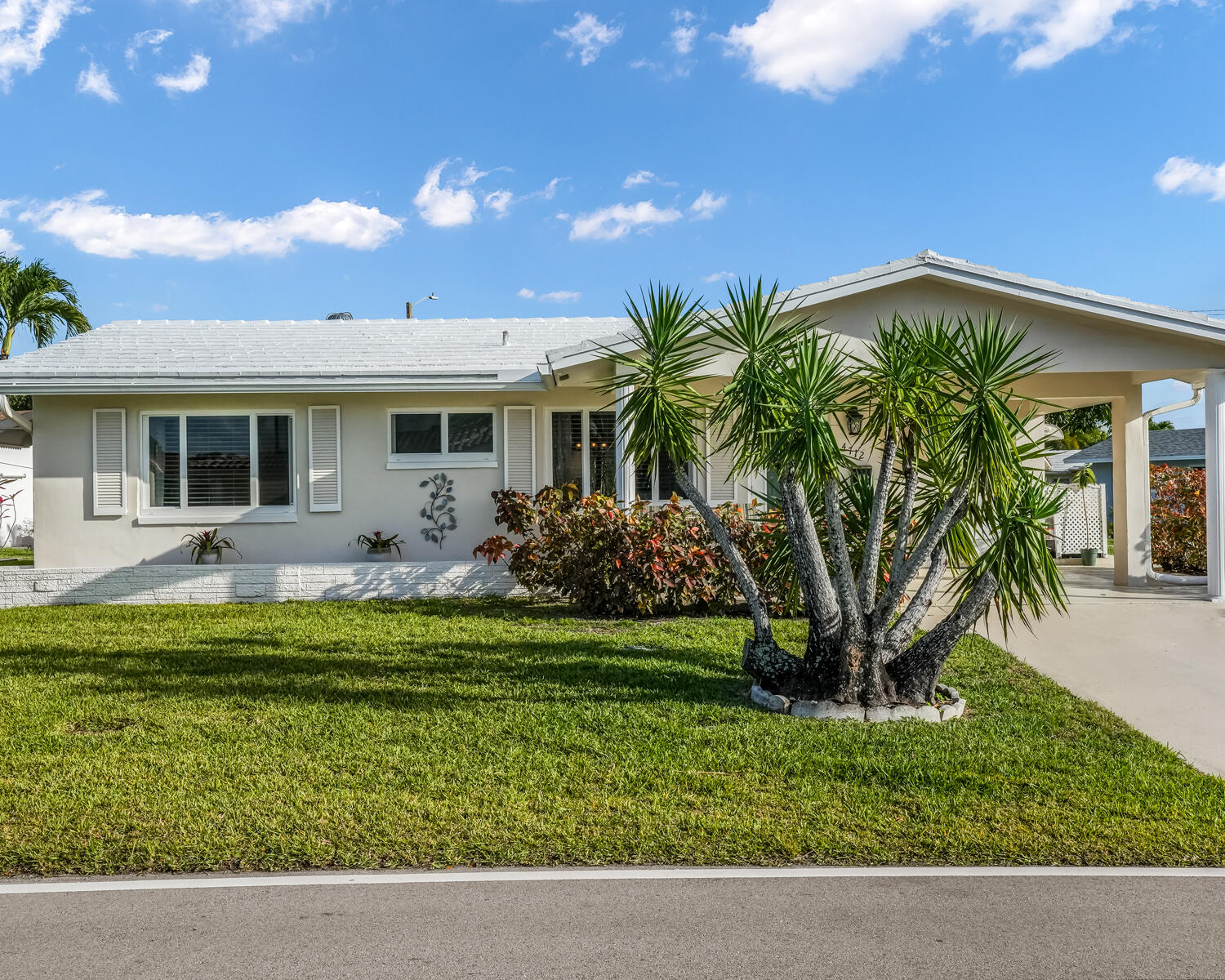 4712 Mainland Dr - 4712 Mainland Dr, Tamarac, FL 33319 Luxury Property | Jose Angel Pina