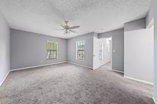 352 Prestwick Cir, Palm Beach Gardens, FL 33418 - Photo 25