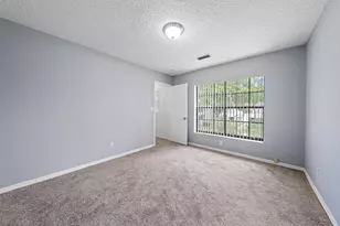 352 Prestwick Cir, Palm Beach Gardens, FL 33418 - Photo 7