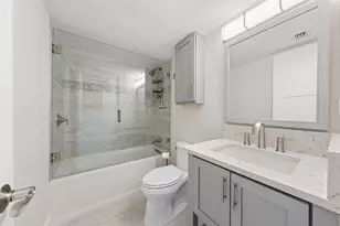 4200 N Ocean Dr, Singer Island, FL 33404 - Photo 19