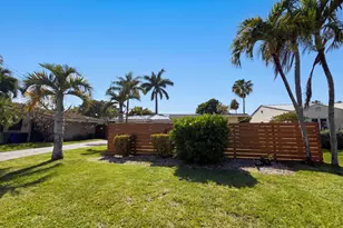1717 NE 20th Ave, Fort Lauderdale, FL 33305 - Photo 13