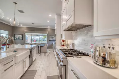 12107 Waterstone Circle, Palm Beach Gardens, FL 33412 - Photo 19