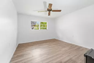 723 N 7th St, Lantana, FL 33462 - Photo 57