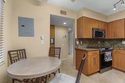 6515 Kensington Lane #201, Delray Beach, FL 33446 - Photo 9