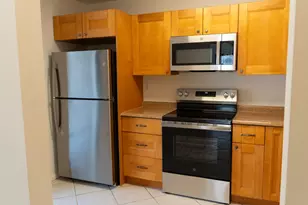 230 SW 1st St, Boca Raton, FL 33432 - Photo 5