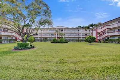 189 Brighton E, Boca Raton, FL 33434 - Photo 3