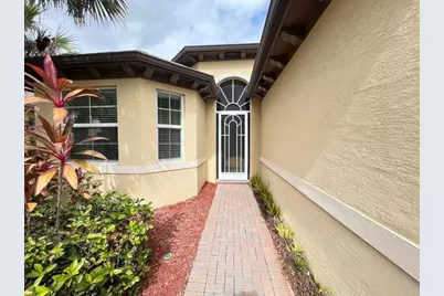 11948 SW Crestwood Circle, Port Saint Lucie, FL 34987 - Photo 3