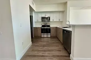 110 SW 12th St, Miami, FL 33130 - Photo 3