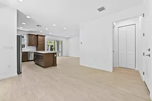 16404 Mirabell Mnr Ln, Loxahatchee, FL 33470 - Photo 5