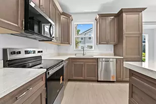 16404 Mirabell Mnr Ln, Loxahatchee, FL 33470 - Photo 9