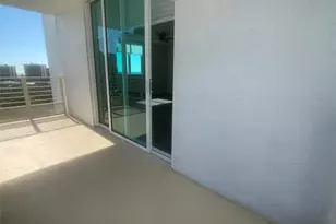 110 SW 12th St, Miami, FL 33130 - Photo 11