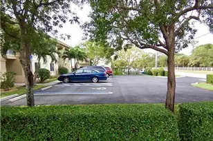 8460 NW 40th St, Coral Springs, FL 33065 - Photo 27