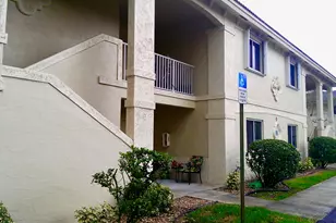 8460 NW 40th St, Coral Springs, FL 33065 - Photo 23