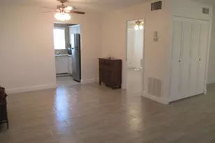 106 Lake Dora Dr, West Palm Beach, FL 33411 - Photo 11
