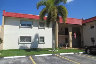 106 Lake Dora Dr, West Palm Beach, FL 33411 - Photo 3