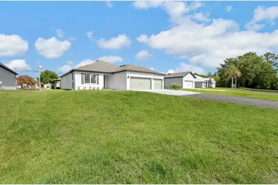 9335 101st Avenue, Vero Beach, FL 32967 - Photo 1