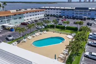 111 Shore Ct, North Palm Beach, FL 33408 - Photo 47