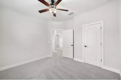 9345 101st Avenue, Vero Beach, FL 32967 - Photo 13