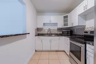 9459 SW 76th St, Miami, FL 33173 - Photo 3