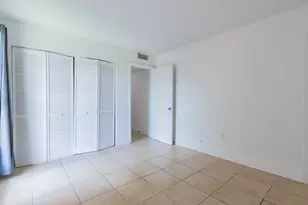 9459 SW 76th St, Miami, FL 33173 - Photo 13