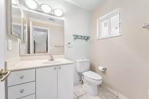 331 NW 101st Terrace, Pembroke Pines, FL 33026 - Photo 11