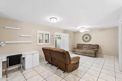 331 NW 101st Terrace, Pembroke Pines, FL 33026 - Photo 7
