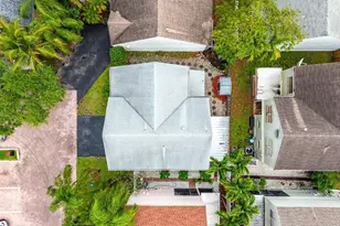 331 NW 101st Terrace, Pembroke Pines, FL 33026 - Photo 29