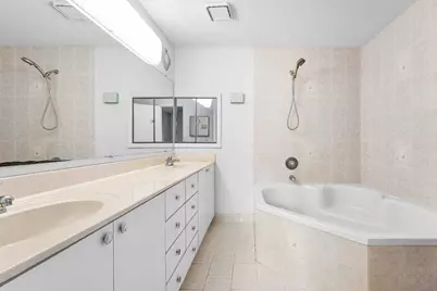 331 NW 101st Terrace, Pembroke Pines, FL 33026 - Photo 21