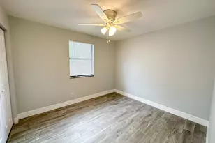 1319 Douglass Ave, West Palm Beach, FL 33401 - Photo 11