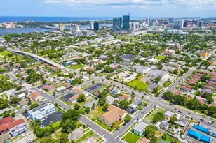 1319 Douglass Ave, West Palm Beach, FL 33401 - Photo 17