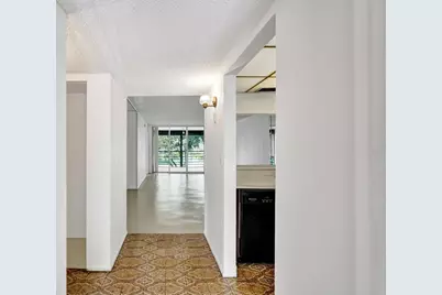 1811 Sabal Palm Drive #203, Davie, FL 33324 - Photo 5