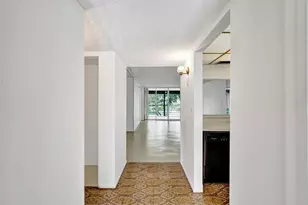 1811 Sabal Palm Dr, Davie, FL 33324 - Photo 5