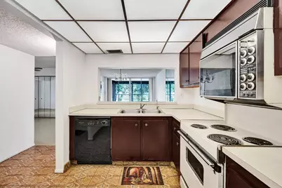 1811 Sabal Palm Drive #203, Davie, FL 33324 - Photo 11