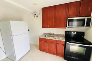 901 8th St, West Palm Beach, FL 33401 - Photo 3