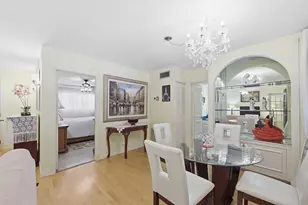 112 Lake Anne Dr, West Palm Beach, FL 33411 - Photo 9