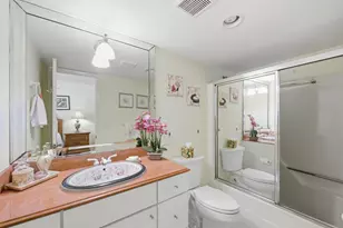 112 Lake Anne Dr, West Palm Beach, FL 33411 - Photo 13