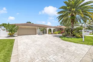 2471 NE 46th St, Lighthouse Point, FL 33064 - Photo 3