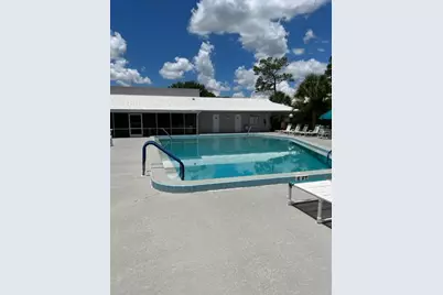 301 SE Castle Court, Port Saint Lucie, FL 34952 - Photo 23