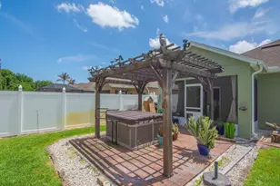 8131 Westfield Cir, Vero Beach, FL 32966 - Photo 31