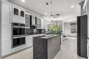 2981 NW Windemere Dr, Jensen Beach, FL 34957 - Photo 9