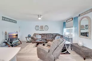 89 Flanders Way, Delray Beach, FL 33484 - Photo 9