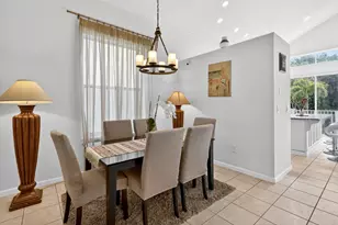 1572 Briar Oak Dr, Royal Palm Beach, FL 33411 - Photo 9