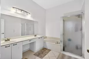 1572 Briar Oak Dr, Royal Palm Beach, FL 33411 - Photo 31