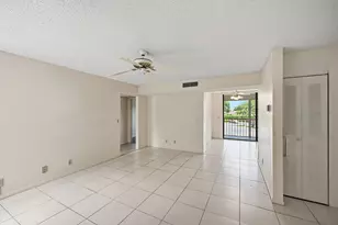 5370 Las Verdes Cir, Delray Beach, FL 33484 - Photo 7